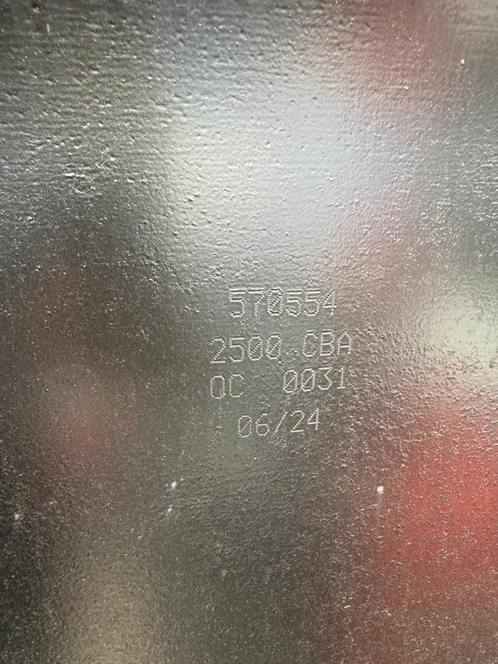 Manitou CBA 2500 LDR 2450mm 2,5m3 570554 - Godet pour Engins de chantier: photos 5 Manitou CBA 2500 LDR 2450mm 2,5m3 570554 - Godet pour Engins de chantier: photos 5