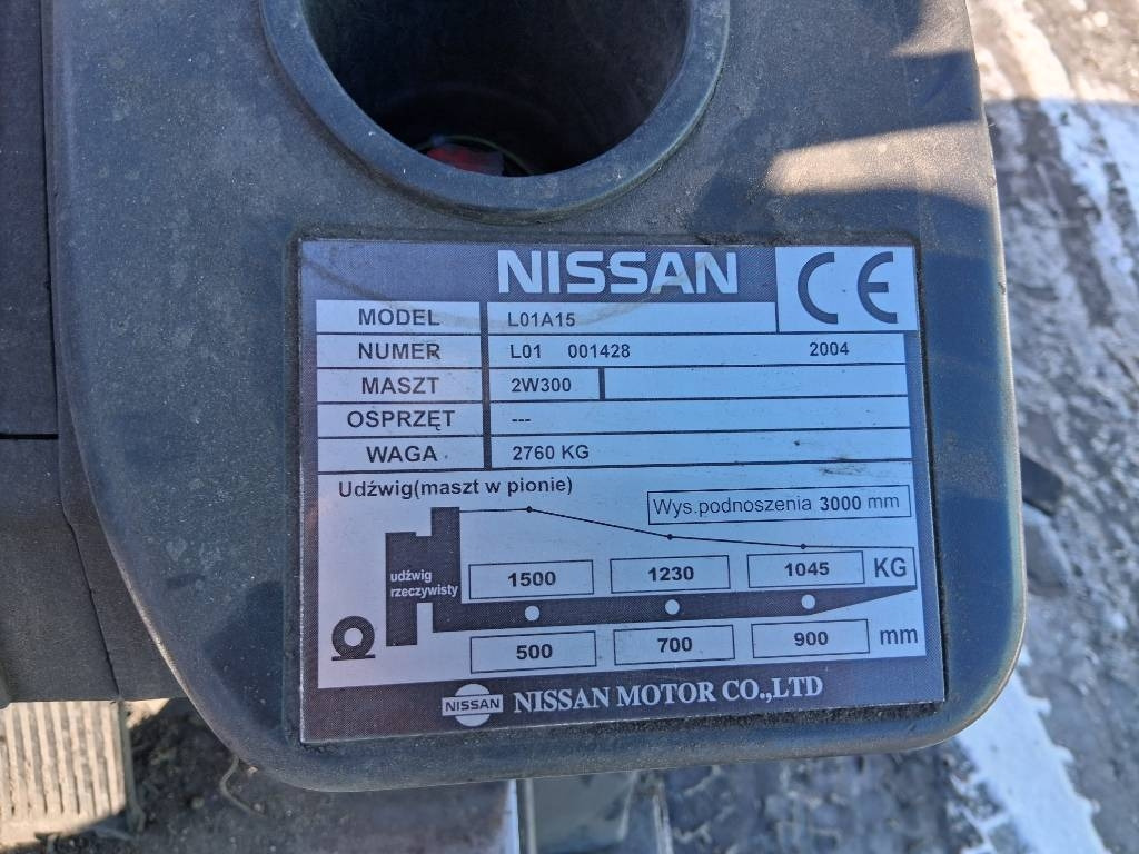 Nissan L01A15 - Chariot élévateur à gaz: photos 3 Nissan L01A15 - Chariot élévateur à gaz: photos 3