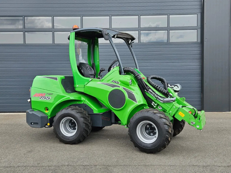 Avant 755i TDL+ mini-shovel - Chargeuse compacte sur chenilles: photos 2 Avant 755i TDL+ mini-shovel - Chargeuse compacte sur chenilles: photos 2