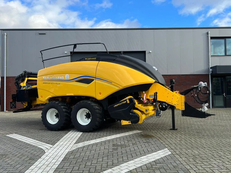 New Holland Bigbaler 1270 plus - Presse à balles cubiques: photos 1 New Holland Bigbaler 1270 plus - Presse à balles cubiques: photos 1