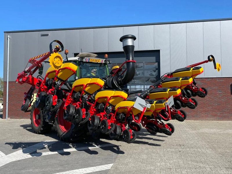 Vaderstad Tempo V 8 - Semoir/ Planteuse: photos 4 Vaderstad Tempo V 8 - Semoir/ Planteuse: photos 4