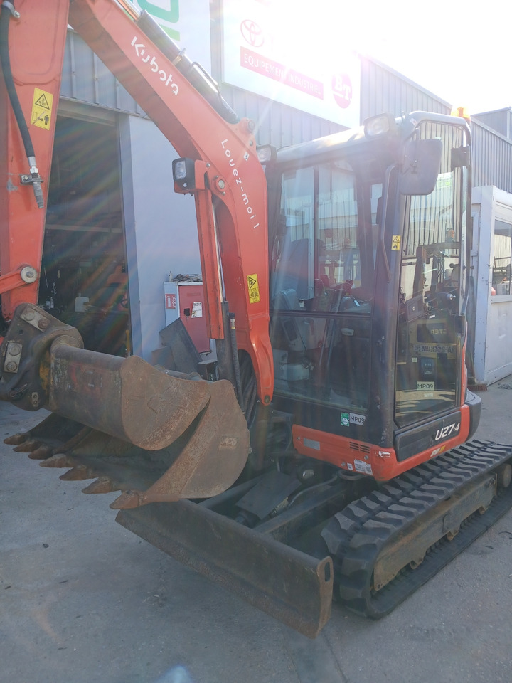 KUBOTA U27-4 - Mini pelle: photos 4 KUBOTA U27-4 - Mini pelle: photos 4