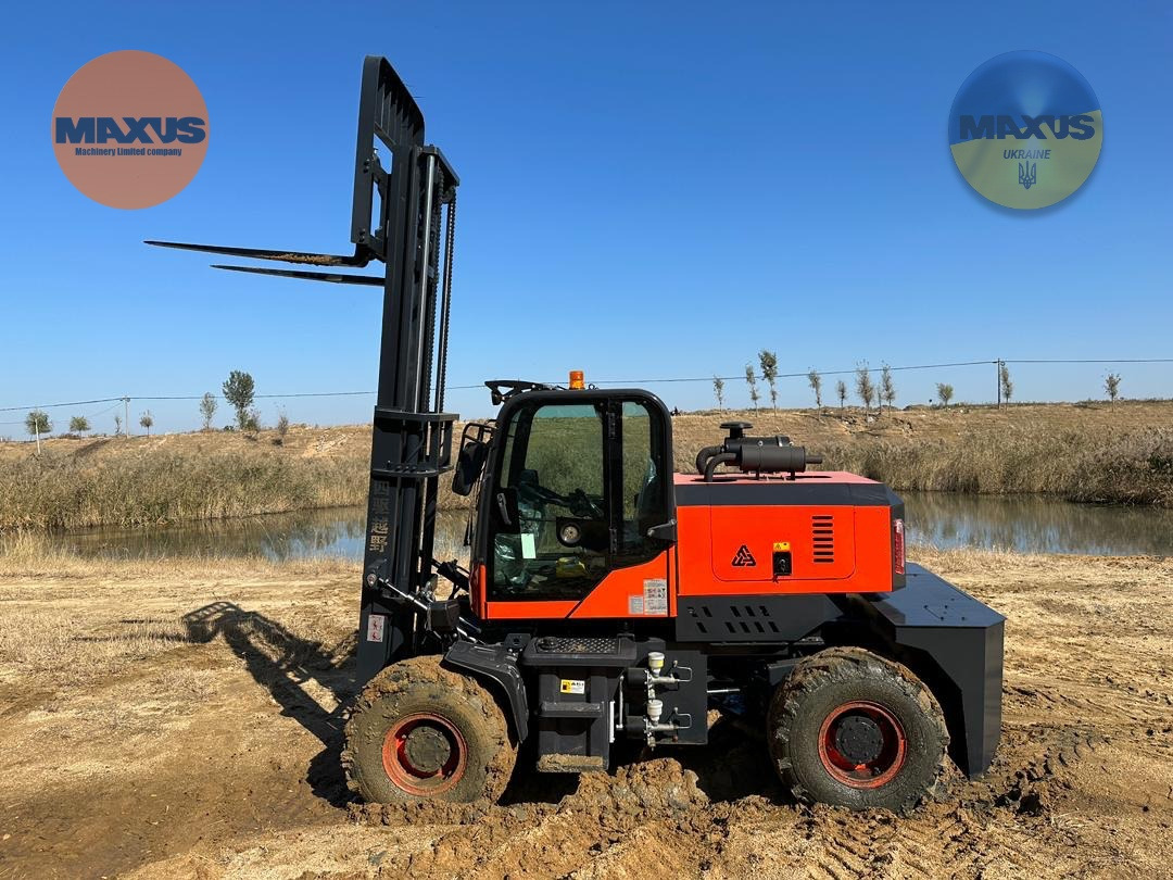 Maxus 23.04 in stock in Poland/ Wózek terenowy 4x4 / 4x4 terrain forklift / позашляховий 4x4 вилковий навантажувач / Geländestapler 4x4 Diesel - Chariot tout terrain: photos 1 Maxus 23.04 in stock in Poland/ Wózek terenowy 4x4 / 4x4 terrain forklift / позашляховий 4x4 вилковий навантажувач / Geländestapler 4x4 Diesel - Chariot tout terrain: photos 1