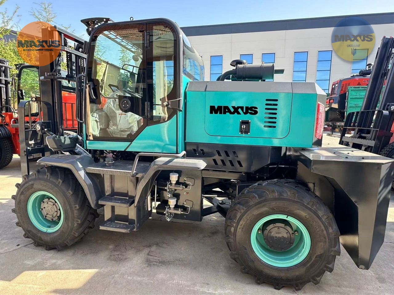 Maxus 23.04 in stock in Poland/ Wózek terenowy 4x4 / 4x4 terrain forklift / позашляховий 4x4 вилковий навантажувач / Geländestapler 4x4 Diesel - Chariot tout terrain: photos 4 Maxus 23.04 in stock in Poland/ Wózek terenowy 4x4 / 4x4 terrain forklift / позашляховий 4x4 вилковий навантажувач / Geländestapler 4x4 Diesel - Chariot tout terrain: photos 4