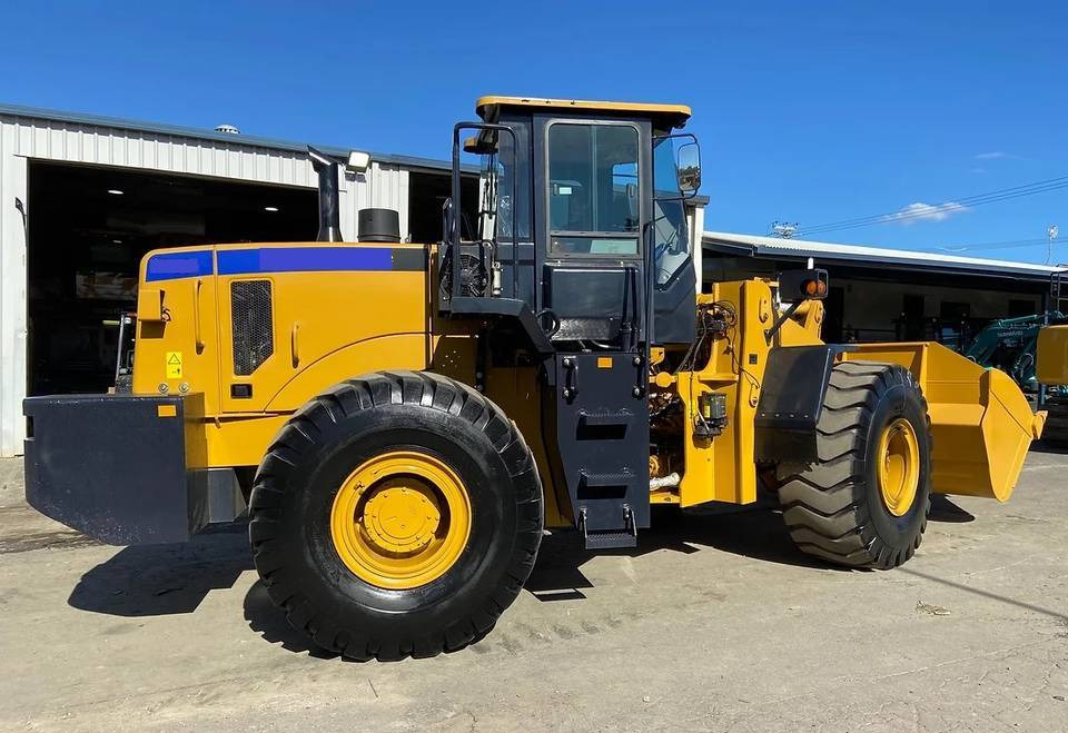 NEW CAT Caterpillar 7 TON Loader Warranty up to 10 YEARS НОВА Копарка CAT Caterpillar 7 ТОН Гарантія до 10 РОКІВ NOWA Ładowarka CAT Caterpillar 7 TON Gwarancja do 10 LAT - Chargeuse sur pneus: photos 2 NEW CAT Caterpillar 7 TON Loader Warranty up to 10 YEARS НОВА Копарка CAT Caterpillar 7 ТОН Гарантія до 10 РОКІВ NOWA Ładowarka CAT Caterpillar 7 TON Gwarancja do 10 LAT - Chargeuse sur pneus: photos 2