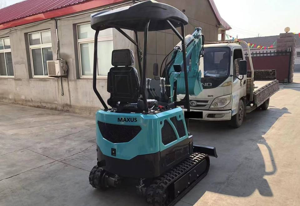 NEW MAXUS 1700 kg Euro 5 Excavator Warranty up to 10 YEARS | НОВИЙ MAXUS 1700 кг Euro 5 Екскаватор Гарантія до 10 РОКІВ - Mini pelle: photos 4 NEW MAXUS 1700 kg Euro 5 Excavator Warranty up to 10 YEARS | НОВИЙ MAXUS 1700 кг Euro 5 Екскаватор Гарантія до 10 РОКІВ - Mini pelle: photos 4