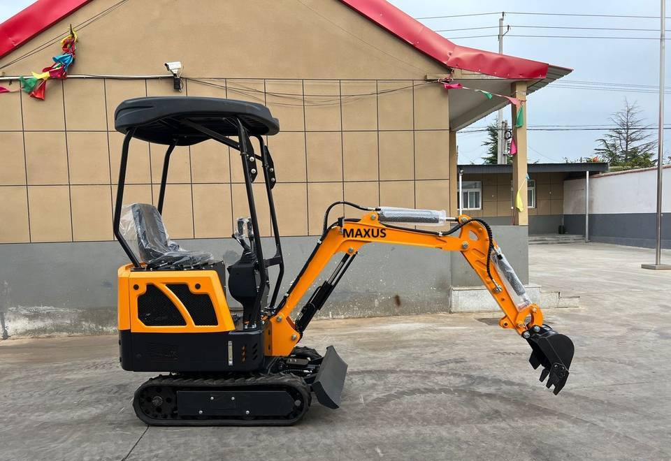 NEW MAXUS 1700 kg Euro 5 Excavator Warranty up to 10 YEARS | НОВИЙ MAXUS 1700 кг Euro 5 Екскаватор Гарантія до 10 РОКІВ - Mini pelle: photos 3 NEW MAXUS 1700 kg Euro 5 Excavator Warranty up to 10 YEARS | НОВИЙ MAXUS 1700 кг Euro 5 Екскаватор Гарантія до 10 РОКІВ - Mini pelle: photos 3