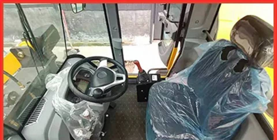 NEW MAXUS 4x4 Wheel Loader Warranty up to 10 YEARS НОВА Копарка колісна 4x4 MAXUS Гарантія Nowa Ładowarka kołowa 4x4 MAXUS Gwarancja - Chargeuse sur pneus: photos 3 NEW MAXUS 4x4 Wheel Loader Warranty up to 10 YEARS НОВА Копарка колісна 4x4 MAXUS Гарантія Nowa Ładowarka kołowa 4x4 MAXUS Gwarancja - Chargeuse sur pneus: photos 3