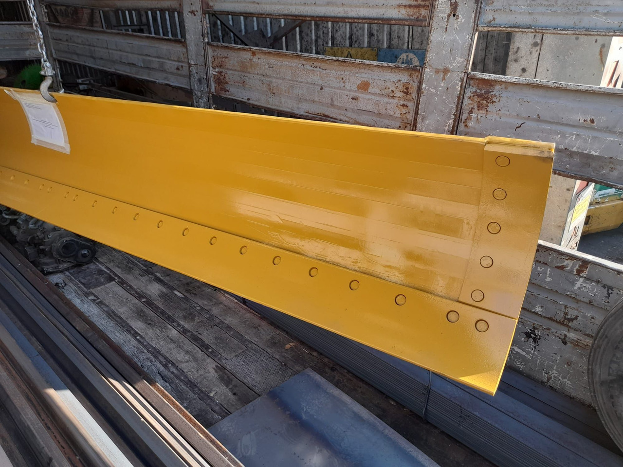 - Lame pour Véhicule de voirie/ Spécial: photos 4 - Lame pour Véhicule de voirie/ Spécial: photos 4