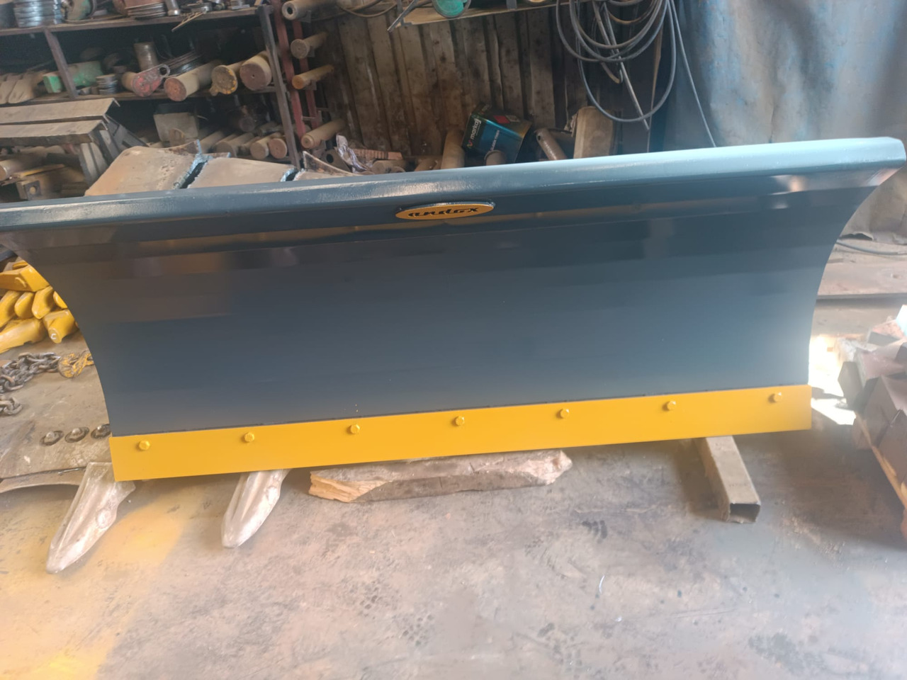 - Lame à neige pour Matériel industriel: photos 3 - Lame à neige pour Matériel industriel: photos 3