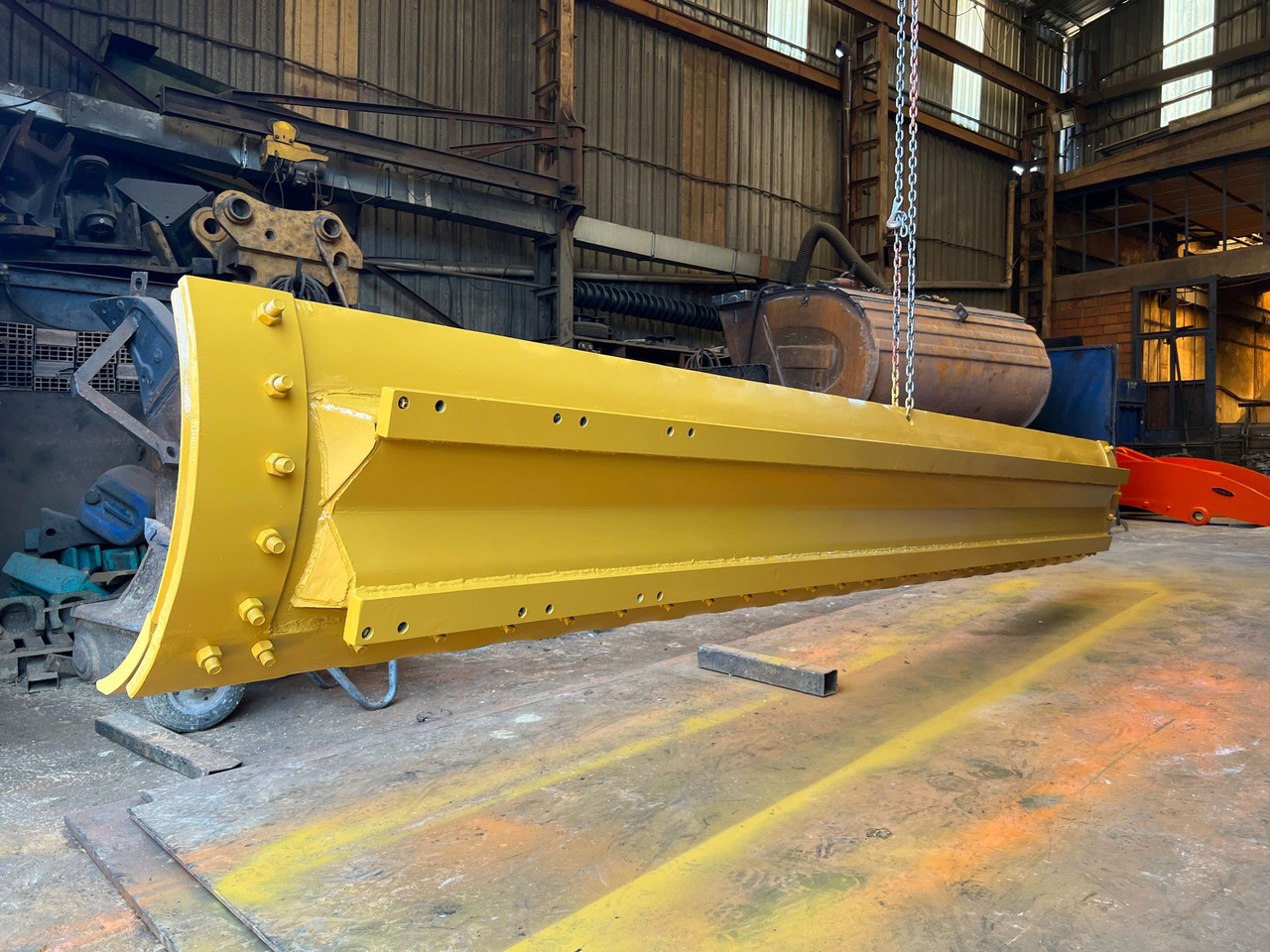 - Lame pour Véhicule de voirie/ Spécial: photos 2 - Lame pour Véhicule de voirie/ Spécial: photos 2