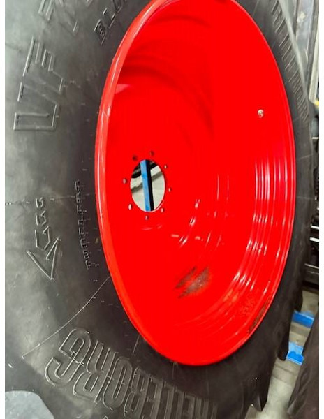 Trelleborg 710/60 R42 VF banden - Pneus et jantes pour Machine agricole: photos 1 Trelleborg 710/60 R42 VF banden - Pneus et jantes pour Machine agricole: photos 1