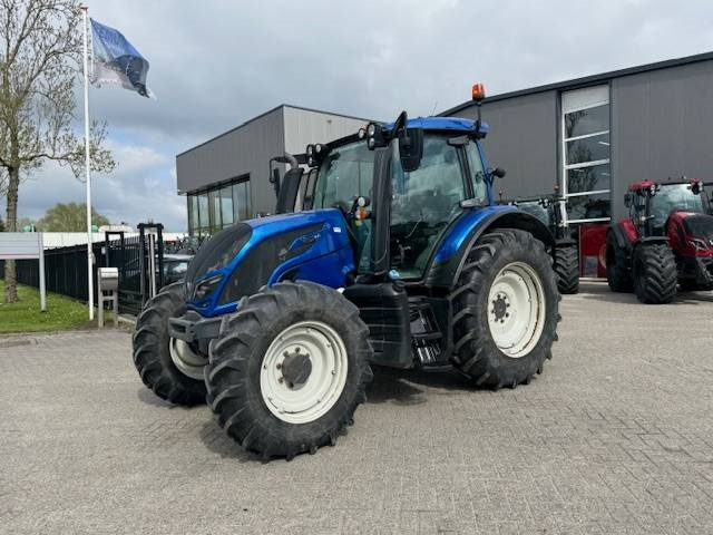 Valtra N134 Versu Smart Touch, GPS - Tracteur agricole: photos 4 Valtra N134 Versu Smart Touch, GPS - Tracteur agricole: photos 4