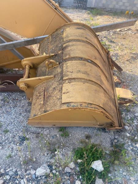 Bras Long Caterpillar 325 + Godet Neuf - Flèche pour Engins de chantier: photos 4 Bras Long Caterpillar 325 + Godet Neuf - Flèche pour Engins de chantier: photos 4