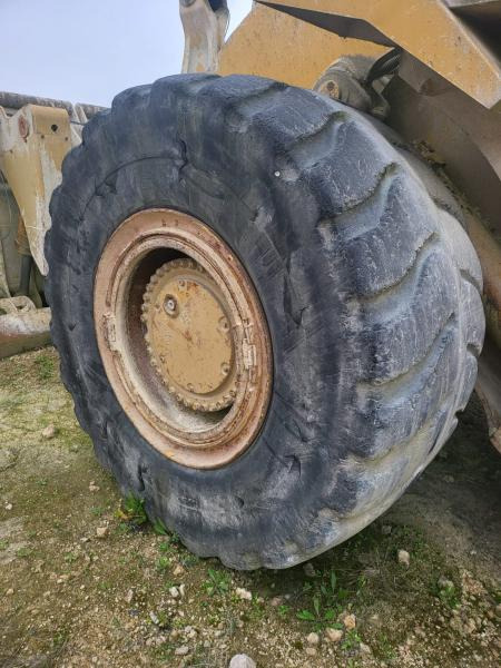 Chargeuse sur pneus Caterpillar 988F: photos 19