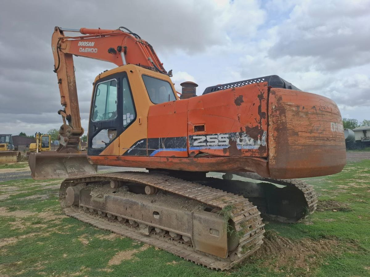 Doosan 225 LC-V - Pelle sur chenille: photos 4 Doosan 225 LC-V - Pelle sur chenille: photos 4