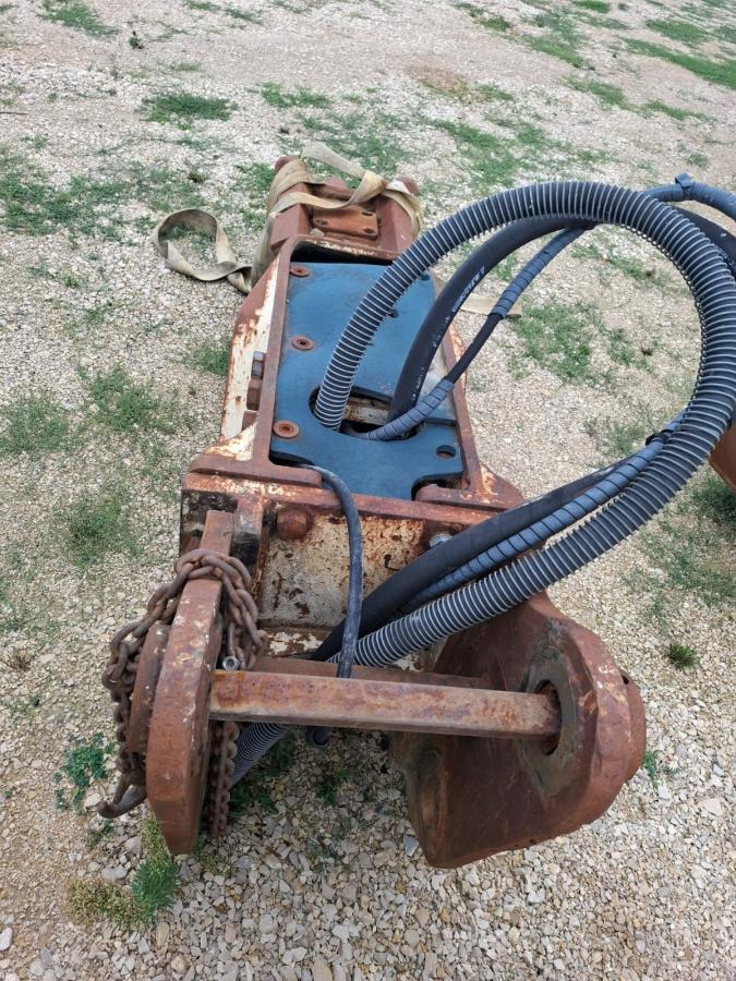 FURUKAWA Brise Roche - Marteau hydraulique: photos 4 FURUKAWA Brise Roche - Marteau hydraulique: photos 4