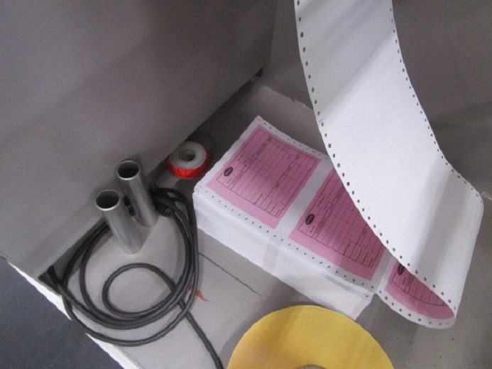 MICRO-FORMS LABELLER 18S (Klebt Etiketten auf Bogen) - Machine d'impression: photos 3 MICRO-FORMS LABELLER 18S (Klebt Etiketten auf Bogen) - Machine d'impression: photos 3