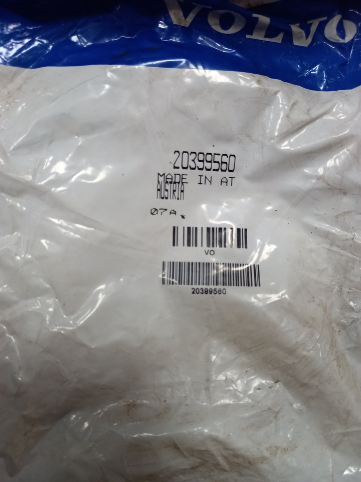 VOLVO; RENAULT FM7; FM10; FM12; FL6; FL7; FL10; FL12; FH12; FH16; MIDLUM; PREMIUM; MAGNUM; KERAX - Essieu arrière: photos 2 VOLVO; RENAULT FM7; FM10; FM12; FL6; FL7; FL10; FL12; FH12; FH16; MIDLUM; PREMIUM; MAGNUM; KERAX - Essieu arrière: photos 2