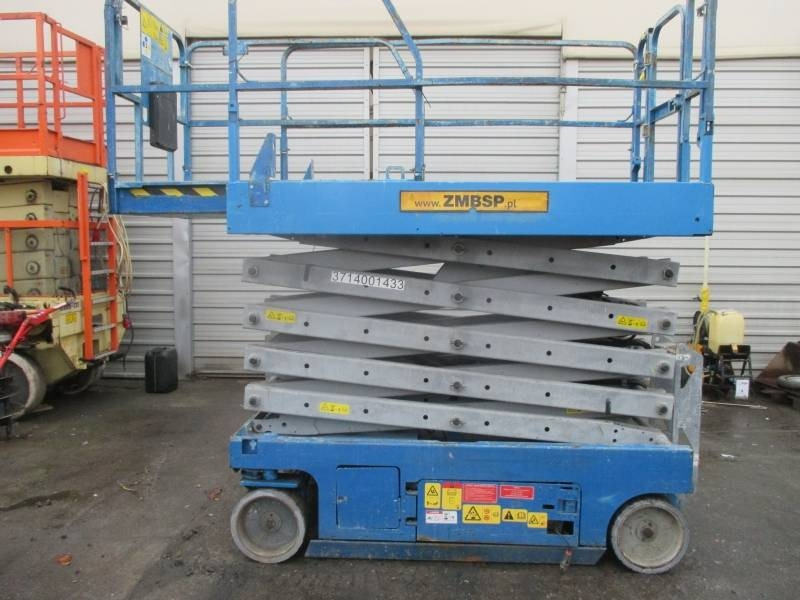 Genie GS 3246 - Nacelle ciseaux: photos 1 Genie GS 3246 - Nacelle ciseaux: photos 1