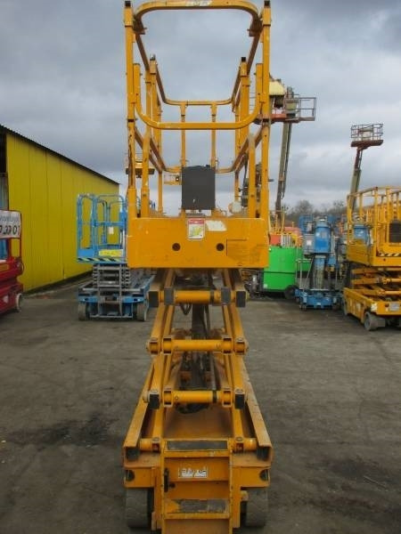 Haulotte Optimum 8 - Nacelle ciseaux: photos 2 Haulotte Optimum 8 - Nacelle ciseaux: photos 2