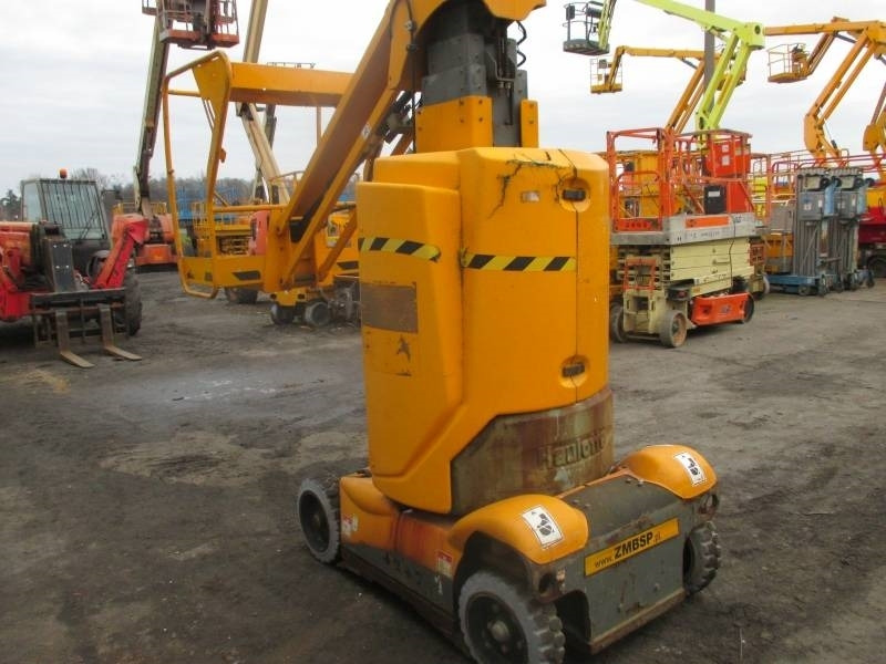 Haulotte Star 10 - Nacelle à mât vertical: photos 4 Haulotte Star 10 - Nacelle à mât vertical: photos 4