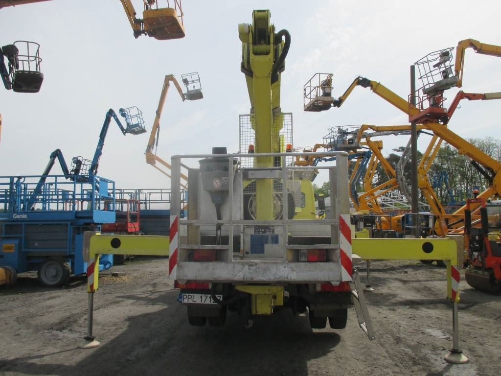 Wumag WT 230  - Camion avec nacelle: photos 4 Wumag WT 230  - Camion avec nacelle: photos 4