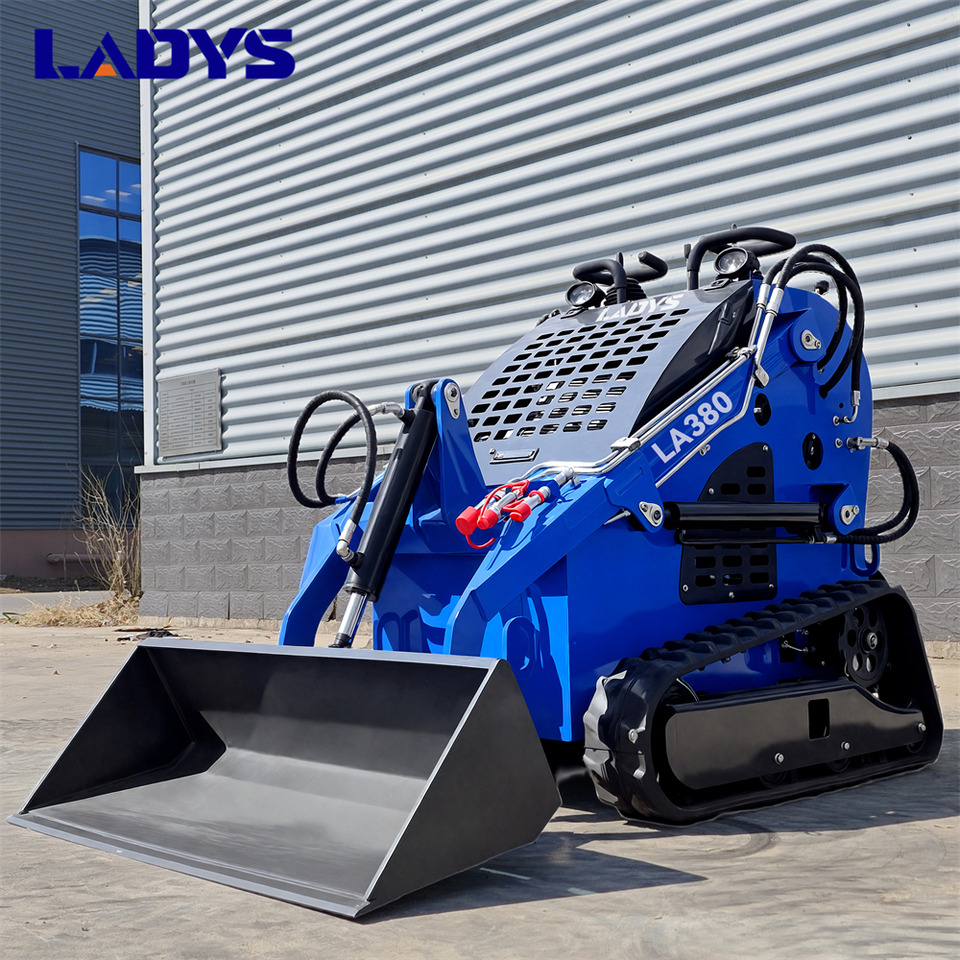 LADYS Free Shipping LA380 Mini Skid Steer Loader Compact Track Diesel Cheap Mini Skid Steer Loader For Sale With Mini Skid Steer Attachments 4 In 1 Bucket - Mini chargeuse: photos 3 LADYS Free Shipping LA380 Mini Skid Steer Loader Compact Track Diesel Cheap Mini Skid Steer Loader For Sale With Mini Skid Steer Attachments 4 In 1 Bucket - Mini chargeuse: photos 3