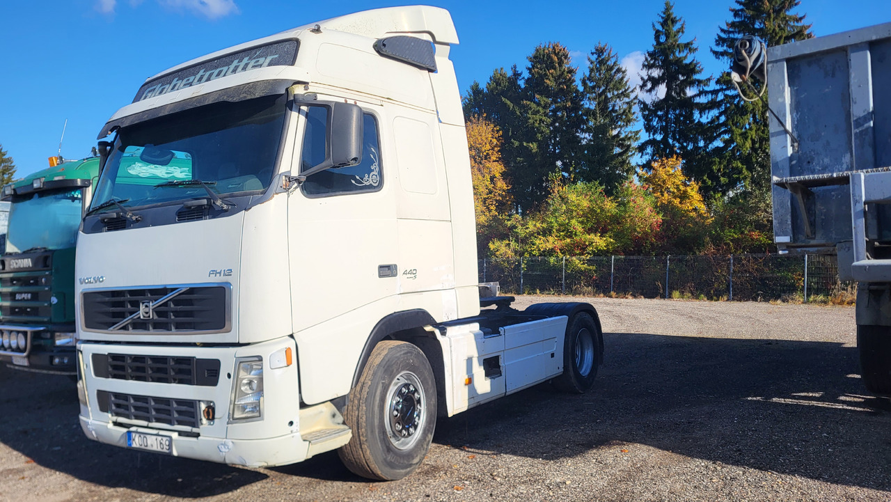 VOLVO FH 12 460 - Tracteur routier: photos 1 VOLVO FH 12 460 - Tracteur routier: photos 1