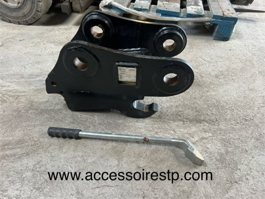 Attache rapide pour minipelle de 2T à 4T - Attache rapide: photos 1 Attache rapide pour minipelle de 2T à 4T - Attache rapide: photos 1