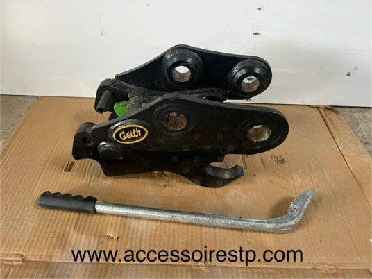 Attache rapide pour minipelle de 2T à 4T - Attache rapide: photos 1 Attache rapide pour minipelle de 2T à 4T - Attache rapide: photos 1
