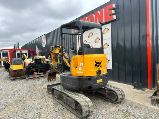 Bobcat E26 à 18 500 € HT - Mini pelle: photos 4 Bobcat E26 à 18 500 € HT - Mini pelle: photos 4