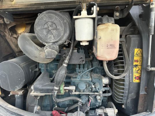 Mini pelle Bobcat E35 Cabine à 22500 € HT: photos 12 Mini pelle Bobcat E35 Cabine à 22500 € HT: photos 12