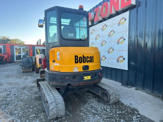 Bobcat E35 à 23 500 € HT - Mini pelle: photos 4 Bobcat E35 à 23 500 € HT - Mini pelle: photos 4