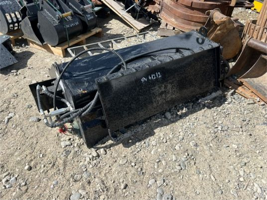 Broyeur pour mini chargeur - Broyeur à axe horizontal: photos 4 Broyeur pour mini chargeur - Broyeur à axe horizontal: photos 4