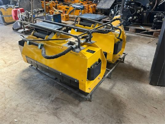 Epareuse pour pelle de 2T à 4T5 - Broyeur/ Épareuse: photos 2 Epareuse pour pelle de 2T à 4T5 - Broyeur/ Épareuse: photos 2