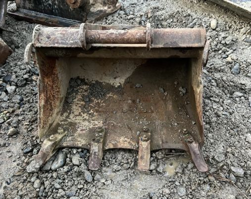 Godet de terrassement - QA05 arden - Godet pour pelle: photos 2 Godet de terrassement - QA05 arden - Godet pour pelle: photos 2