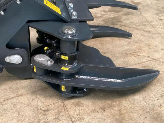 Grappin coupeur pour pelle de 1T5 à 3T5 - Grappin: photos 4 Grappin coupeur pour pelle de 1T5 à 3T5 - Grappin: photos 4