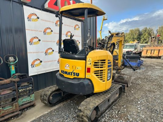 Komatsu PC26MR-3 à 19900€ HT - Mini pelle: photos 3 Komatsu PC26MR-3 à 19900€ HT - Mini pelle: photos 3
