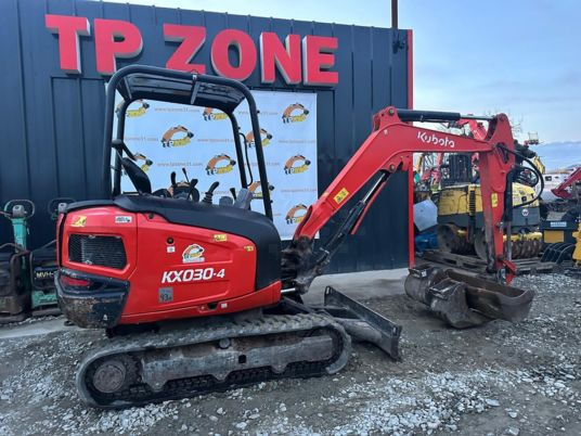 Kubota KX030-4 à 23900 euros HT - Mini pelle: photos 1 Kubota KX030-4 à 23900 euros HT - Mini pelle: photos 1
