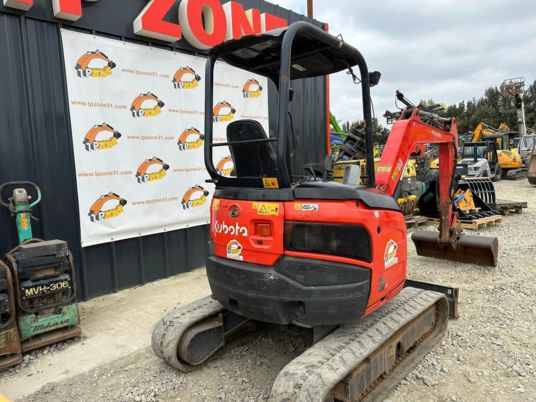 Kubota U27-4 à 20500 € HT - Mini pelle: photos 5 Kubota U27-4 à 20500 € HT - Mini pelle: photos 5