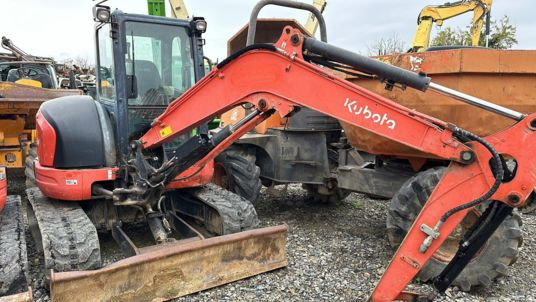 Kubota U48-4 à 21900 € HT - Mini pelle: photos 3 Kubota U48-4 à 21900 € HT - Mini pelle: photos 3