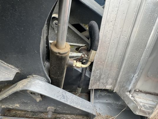 Lame de déneigement pour chargeur / chargeuse - Lame à neige: photos 5 Lame de déneigement pour chargeur / chargeuse - Lame à neige: photos 5