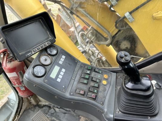 Liebherr A314 LITRONIC - Pelle sur pneus: photos 5 Liebherr A314 LITRONIC - Pelle sur pneus: photos 5