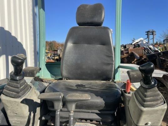 Mini pelle Yanmar VIO25-4 Canopy: photos 10