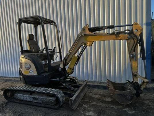 Yanmar VIO25-4 Canopy - Mini pelle: photos 5 Yanmar VIO25-4 Canopy - Mini pelle: photos 5