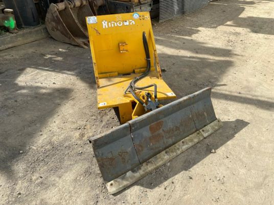 Lame bull pour mini dumper hinowa - Lame pour Engins de chantier: photos 2 Lame bull pour mini dumper hinowa - Lame pour Engins de chantier: photos 2