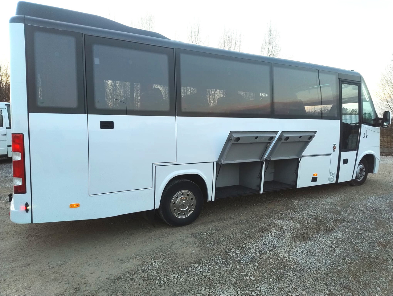 Autocar Iveco Rapido / Daily: photos 8