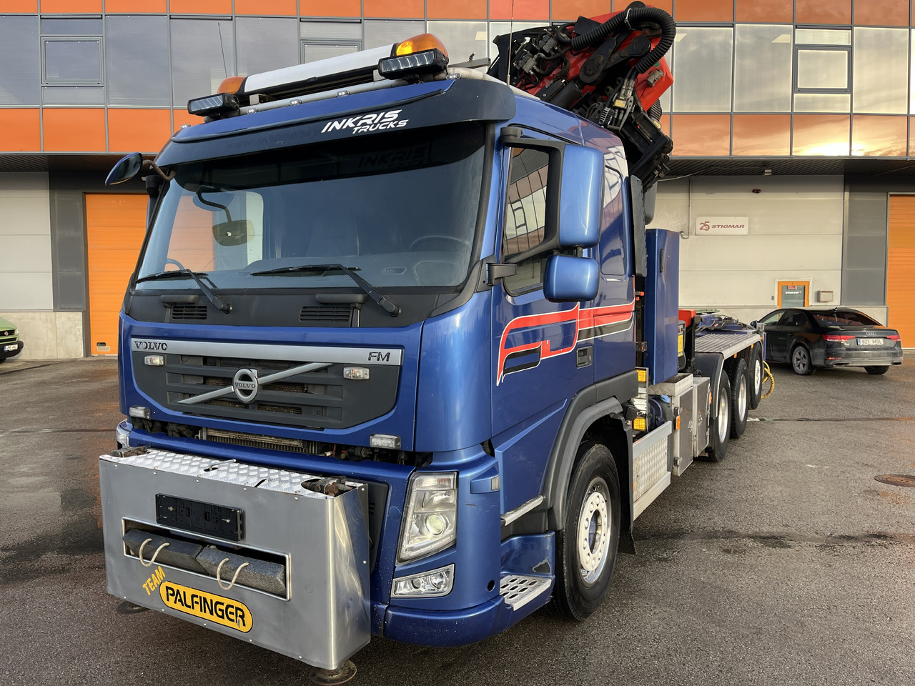 VOLVO FM 500 8X4 + Crane Palfinger PK53002SH YEAR 2016 + JIB PJ125 - Camion grue: photos 4 VOLVO FM 500 8X4 + Crane Palfinger PK53002SH YEAR 2016 + JIB PJ125 - Camion grue: photos 4