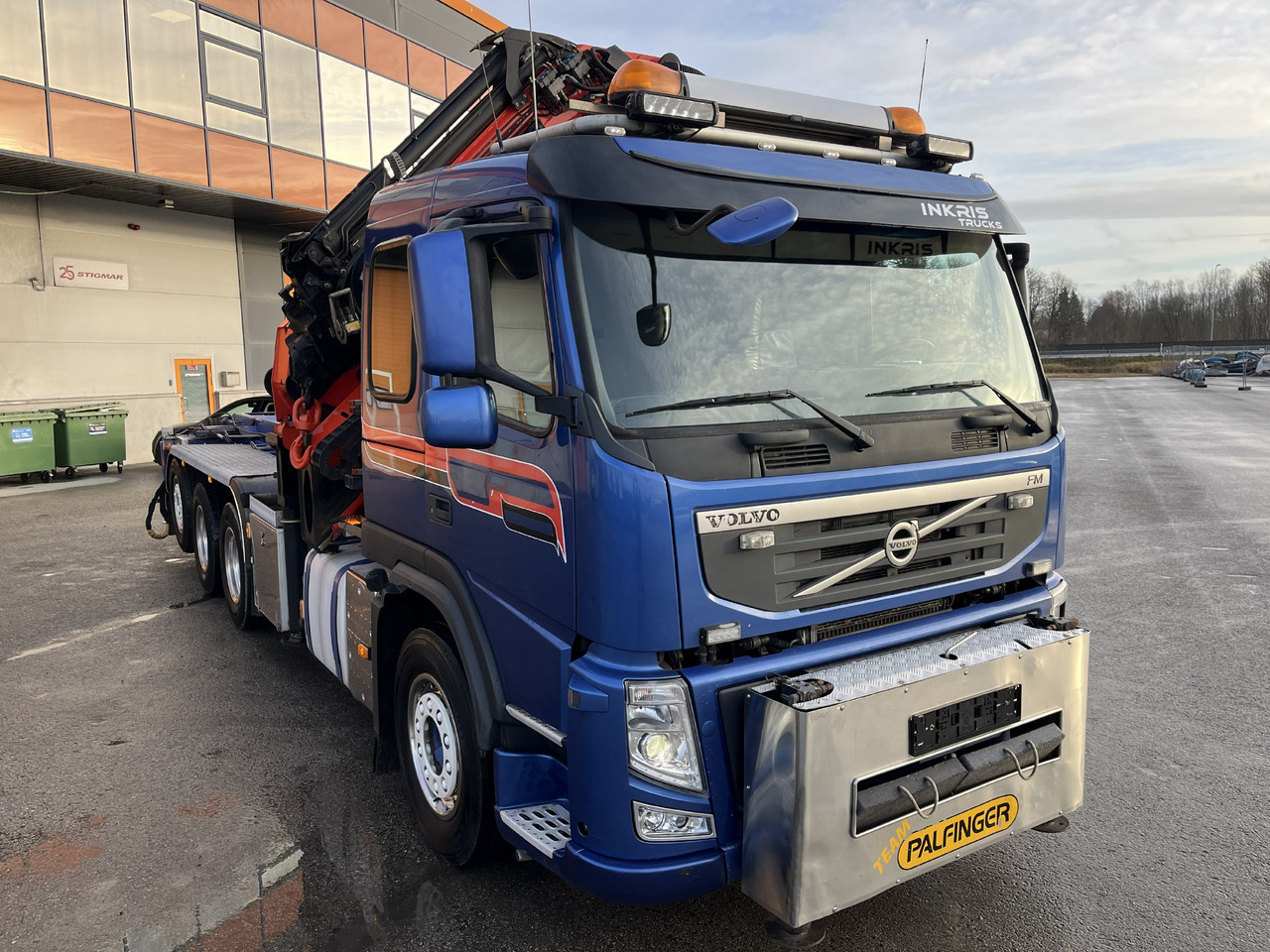VOLVO FM 500 8X4 + Crane Palfinger PK53002SH YEAR 2016 + JIB PJ125 - Camion grue: photos 2 VOLVO FM 500 8X4 + Crane Palfinger PK53002SH YEAR 2016 + JIB PJ125 - Camion grue: photos 2